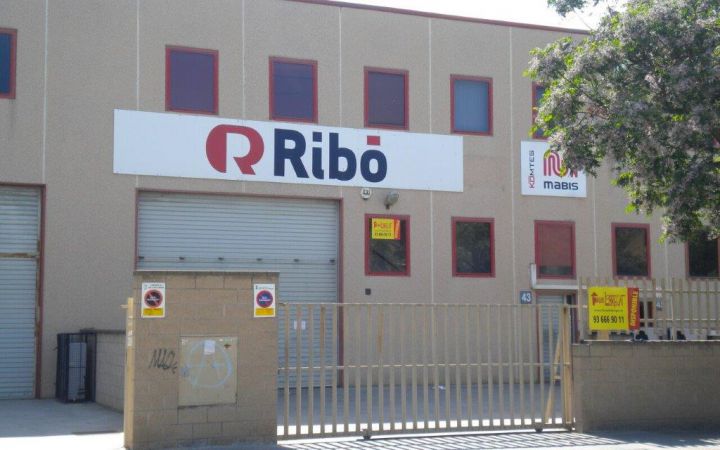 FINCAS LLOBREGAT GESTIONA ARRENDAMIENTO NAVE INDUSTRIAL  EN SANT FELIU DE LLOBREGAT